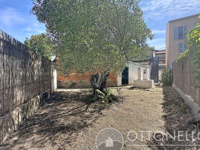 Appartement Roquebrune Sur Argens 3 pièces 54.17 m2 avec jardin et cave