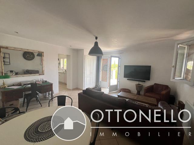 Appartement ROQUEBRUNE SUR ARGENS