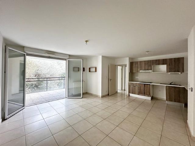 Appartement RT2013 entièrement meublé et sécurisé