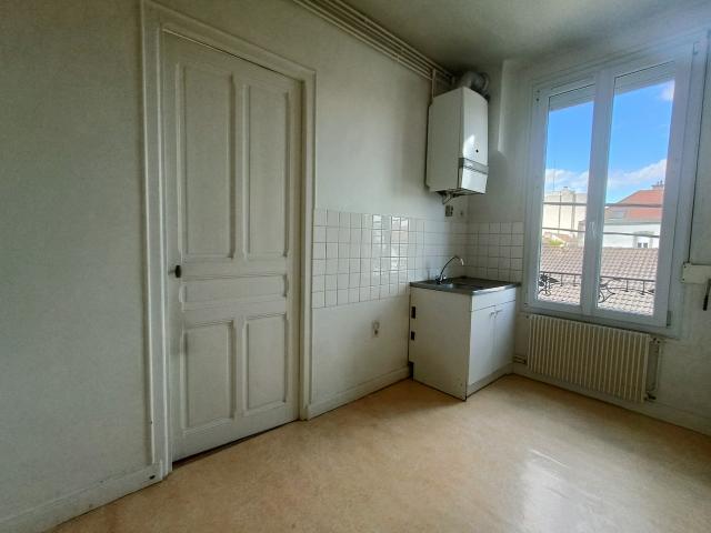 Appartement RUE DE MAGNEUX
