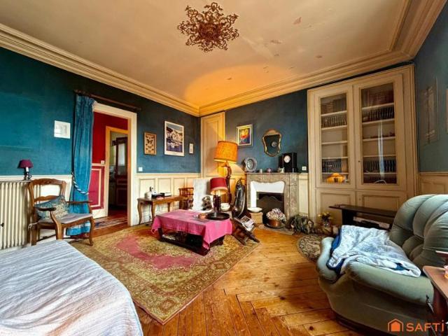 Appartement 2 chambres + greniers