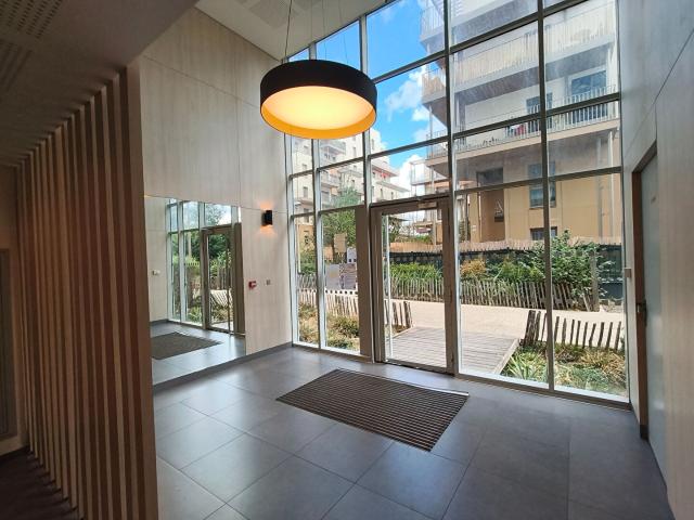 Appartement Rueil Malmaison 1 pièce s 35 m2