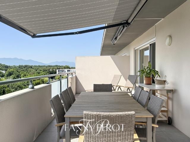 Appartement Saint Cyprien 4 pièces 98 m2 avec terrasses et garage