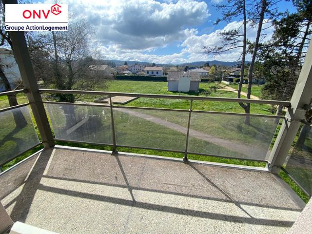 Appartement Saint Etienne De Saint Geoirs 5 pièce s 93.06 m2
