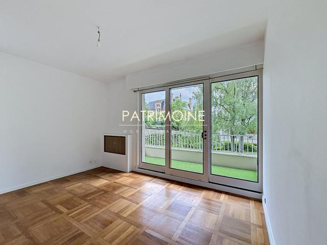 Appartement Saint Germain En Laye 1 pièce s 23.1 m2