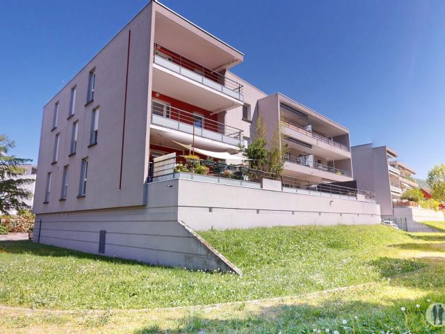 Appartement T3 de 65m2 avec terrasse, cave et garage