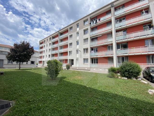Appartement Saint Martin d'Hères, France
