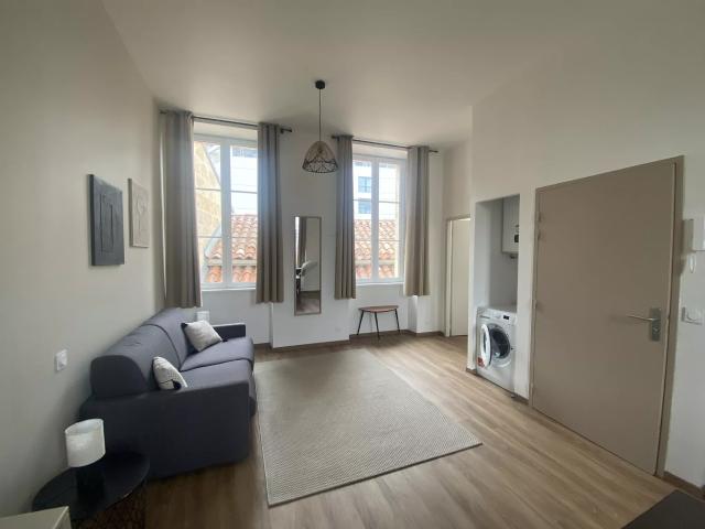 Appartement Saint Michel / Victoire / Capucins 27m²