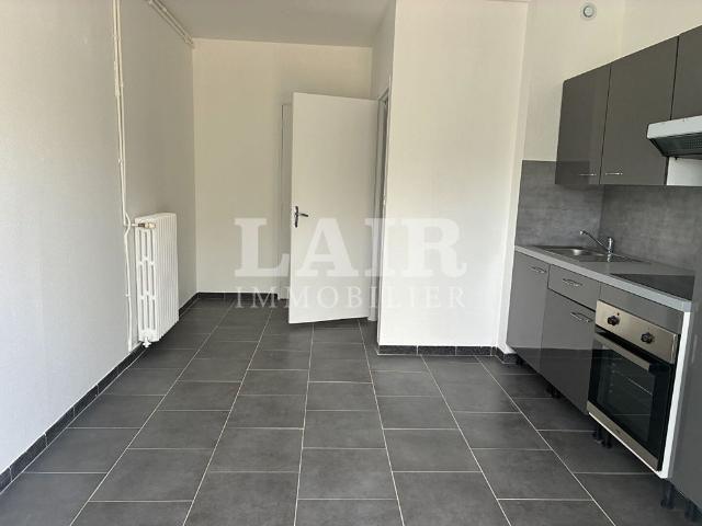 Appartement Saint Paterne Le Chevain Réf 14959