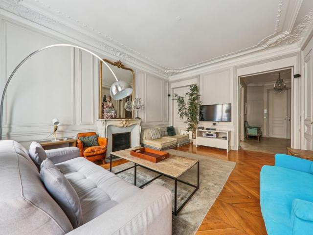 Appartement • Saint Philippe du Roule