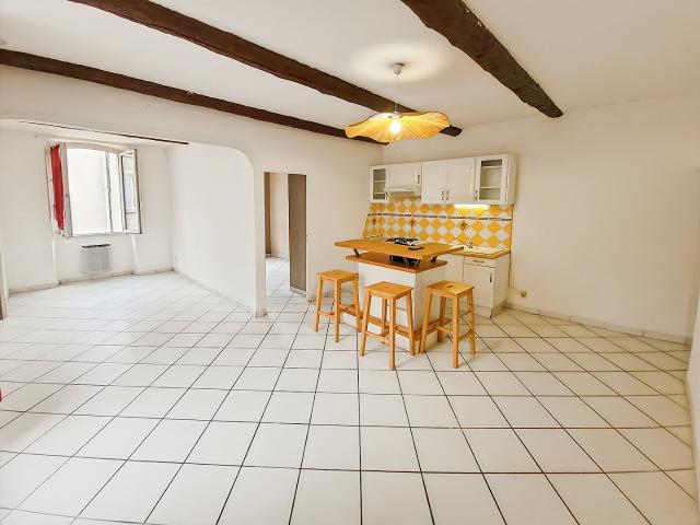 Appartement Salon De Provence 2 pièce s 46 m2