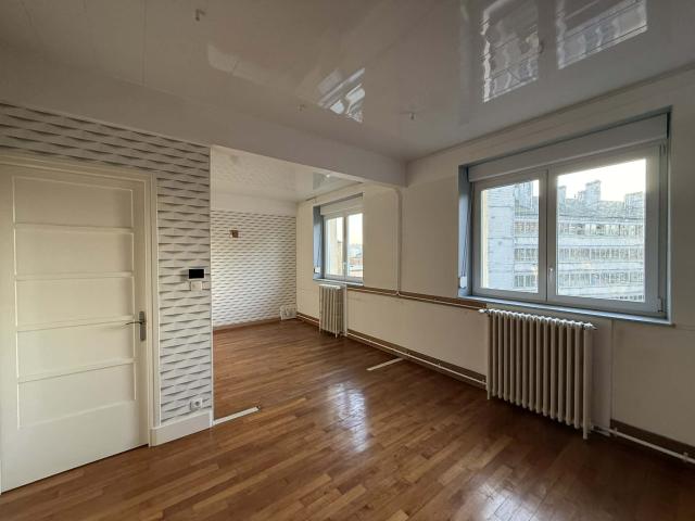 APPARTEMENT SEDAN