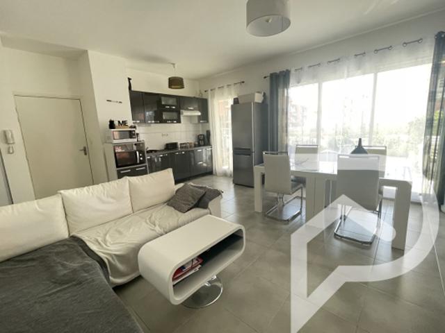 Appartement Sete 2 pièce s 45.79 m2 + Terrasse+ Garage