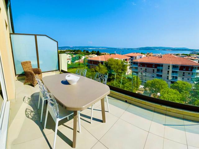 Appartement Sète 4 pièce s 92 m2 vue exceptionnelle terrasse 126m2 de surface utile