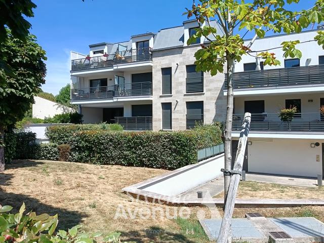 Sèvres Appartement récent de 2 pièces 40 m2, balcon, parking