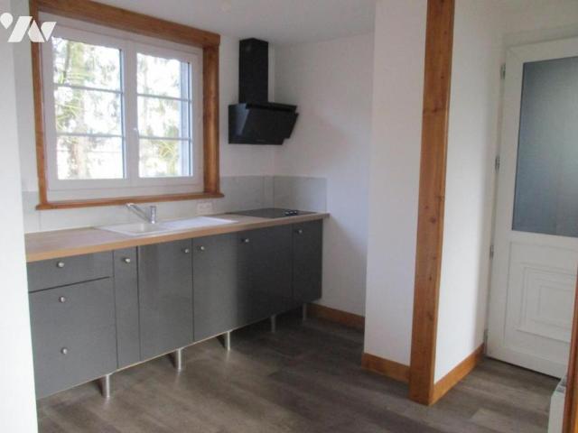 Appartement situé au 1er étage avec rez de jardin