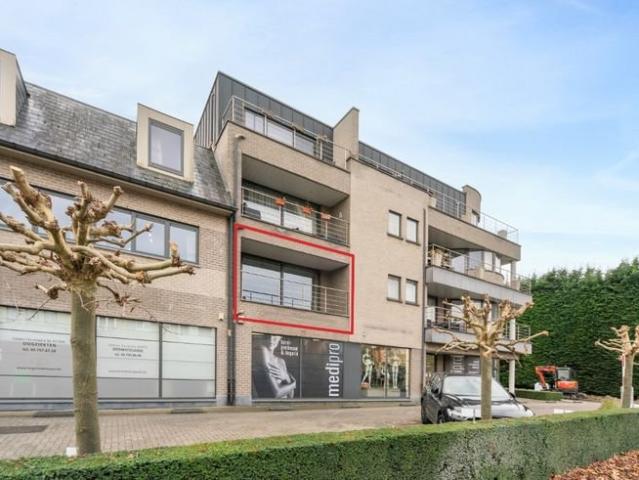 Appartement situé près du centre avec garage