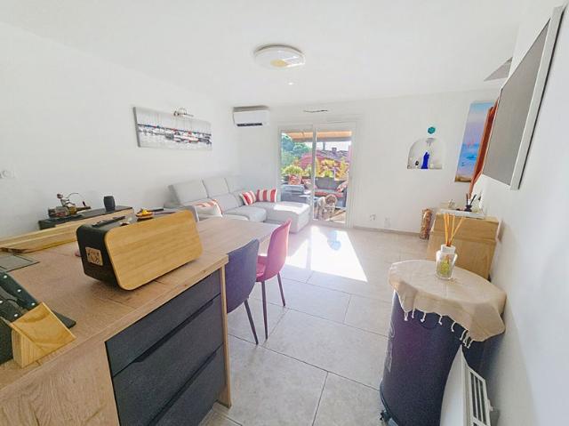 Appartement Six Fours Les Plages 2 pièce s 68 m2