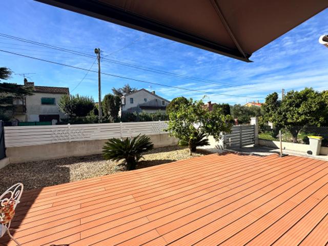 Appartement Six Fours Les Plages 3 pièce s 57 m2