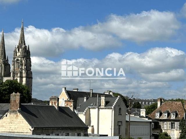 Appartement sous combles dernier etage centre ville au calme