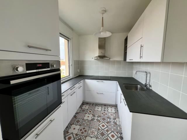 APPARTEMENT SPACIEUX T4 99.09m2 CLIMATISE ROUTE DE GENAS VILLEURBANNE