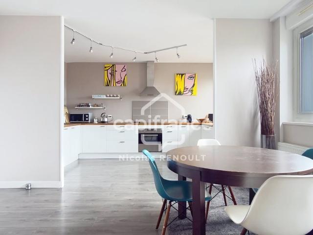 Appartement spacieux avec cave & parking 94m² Courbevoie