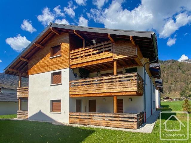 Appartement spacieux d’une chambre, exposé plein sud, avec u. 42m² Verchaix