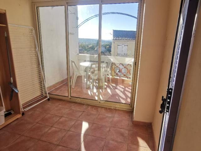 Appartement spacieux Greoux Les Bains 2 pièce s 60 m2 garage et parking