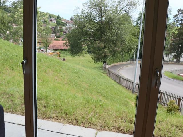 Appartement spacieux, moderne, calme et lumineux au rez de chaussée | dreamo. Ch