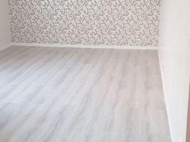 Appartement spacieux, remis à neuf