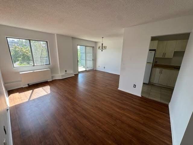 Appartement spacieux situe a Cote St Luc