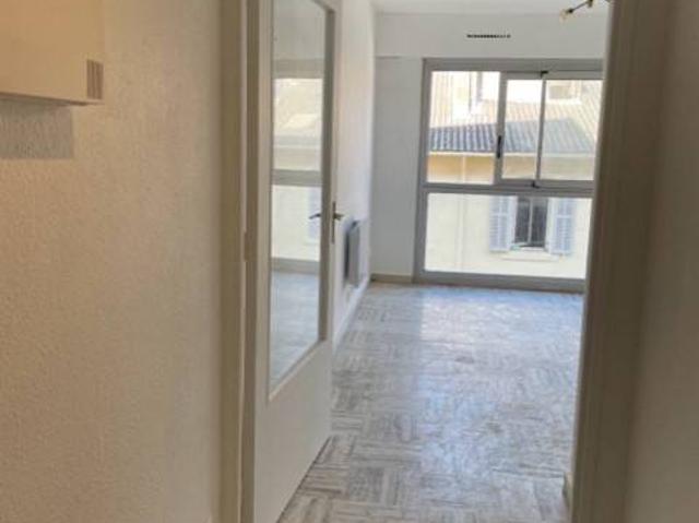 Appartement Studio 20.93m2 à louer à Marseille 7e arrondissement