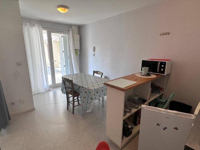 Appartement Studio 23.6m2 à louer à La couronne
