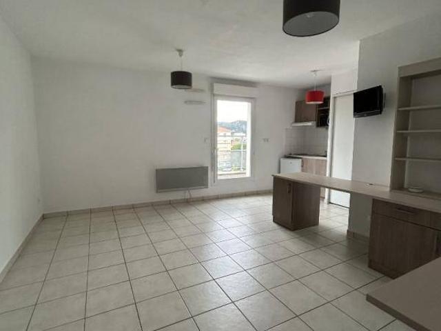 Appartement Studio 24m2 à louer à Saint Étienne