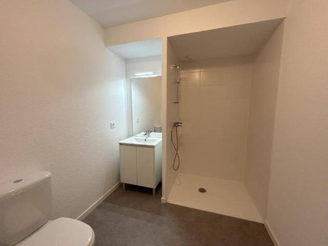 Appartement Studio 29m2 à louer à Lormont Pichet