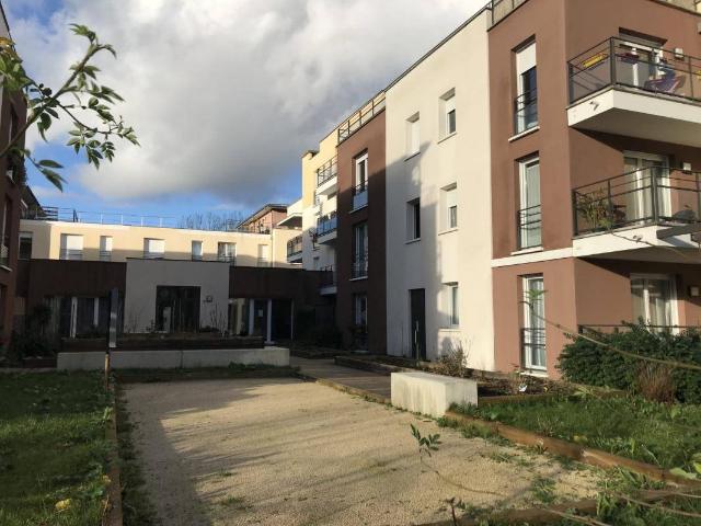 Appartement Studio 32m2 à louer à Mennecy | Pichet