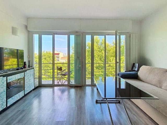 Appartement Studio à vendre avec locataire 22,58 m2