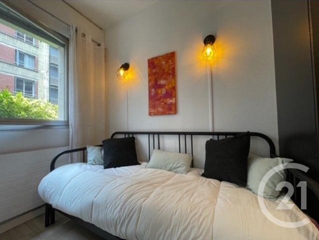 Appartement Studio à louer 1 pièce 9,20m2 PARIS 75017