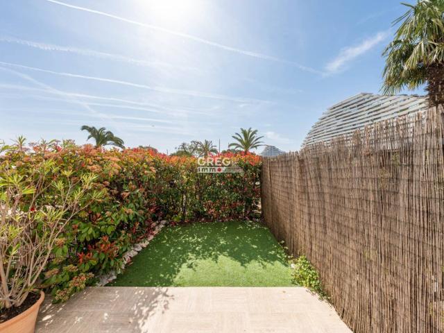 Appartement Studio avec coin nuit en Rez de Jardin à Villeneuve