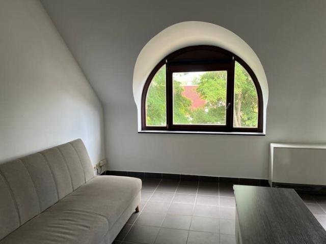 Appartement studio avec kitchenette et salle de bain