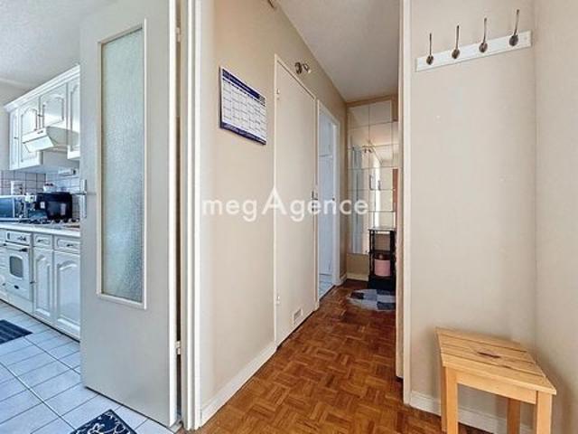APPARTEMENT STUDIO DANS RESIDENCE CALME