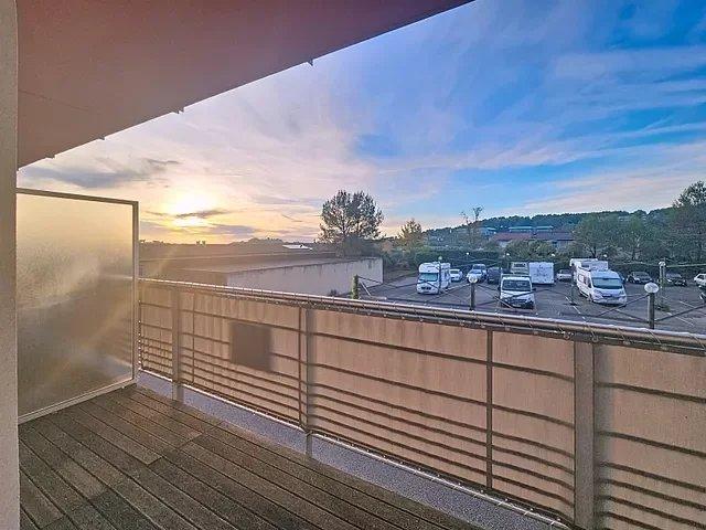 Appartement studio de 23,63m² avec terrasse et parking
