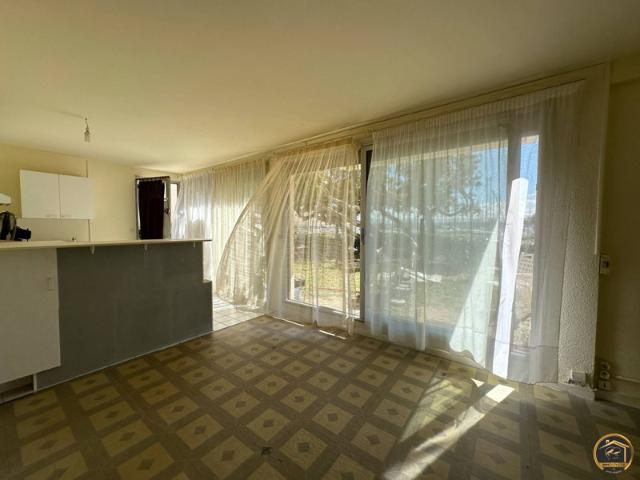 APPARTEMENT & STUDIO EN RDC * JARDIN * PARKING à LEUCATE
