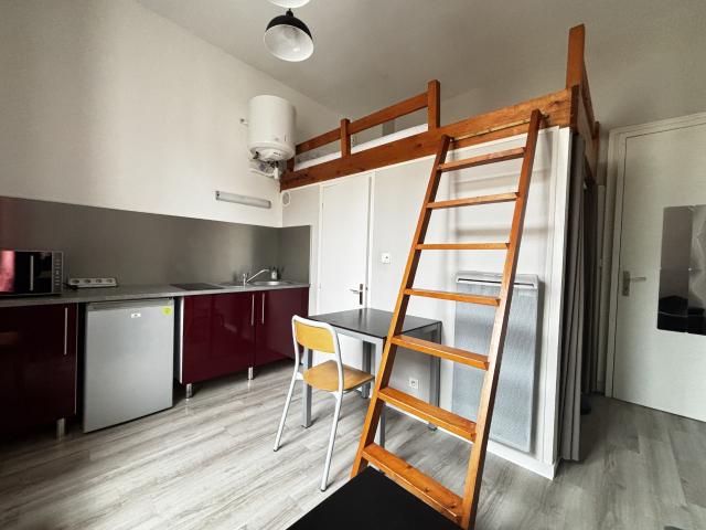 APPARTEMENT STUDIO MEUBLE RENNES CENTRE VILLE