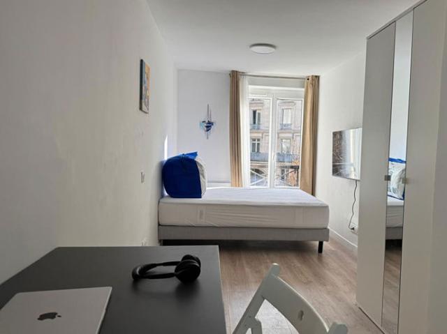 Appartement STUDIO MEUBLE 19,02 m2 Rue du Faubourg Saint Martin PARIS 75011