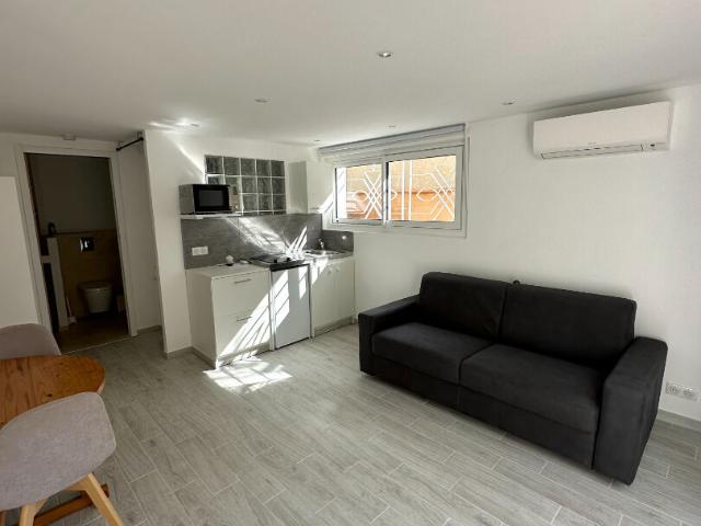 Appartement Studio Meublé 23,30 m² LE LUC,Le luc 83340