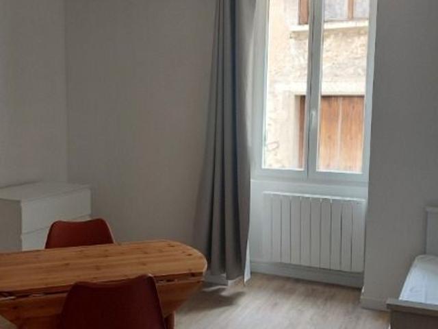 APPARTEMENT STUDIO MEUBLE