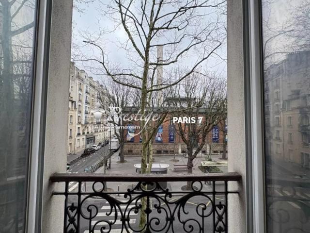APPARTEMENT STUDIO PARIS 75020