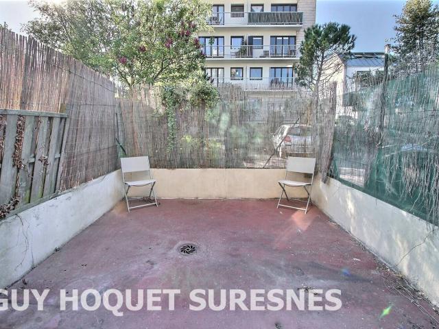 Appartement Suresnes 1 pièce s 20.45 m2