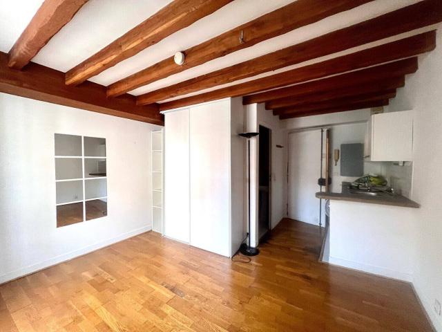 Appartement Suresnes 1 pièce s 20 m2
